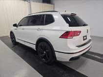 Used 2023 Volkswagen Tiguan SE R-Line FWD image 18
