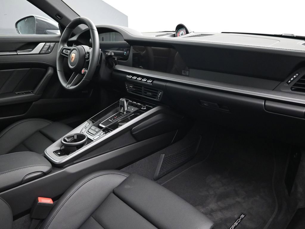 New 2026 Porsche 911 Carrera 4S image 12
