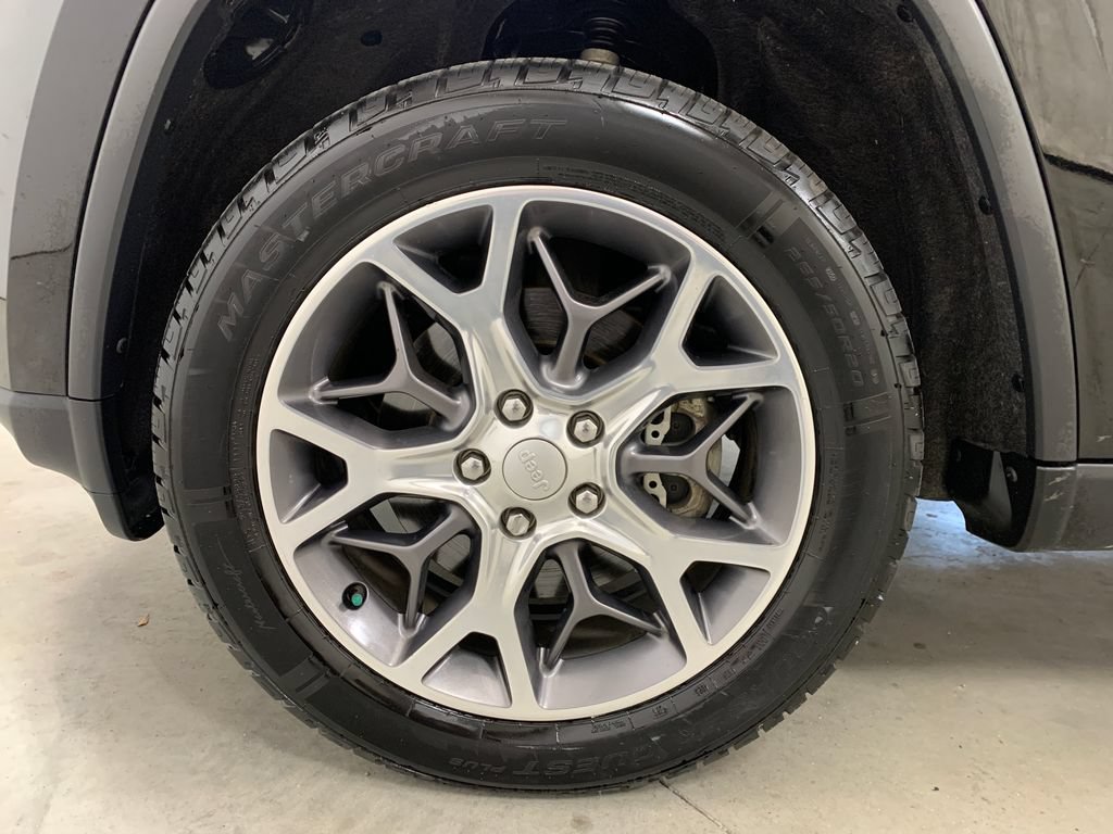 Used 2021 Jeep Grand Cherokee Limited AWD/4WD video 2