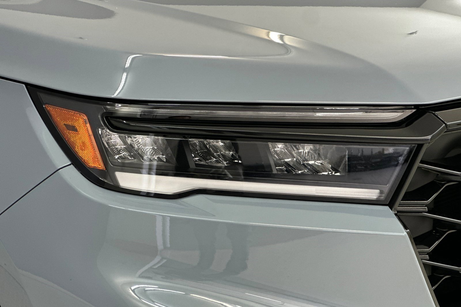Used 2025 Honda Pilot Black Edition image 10