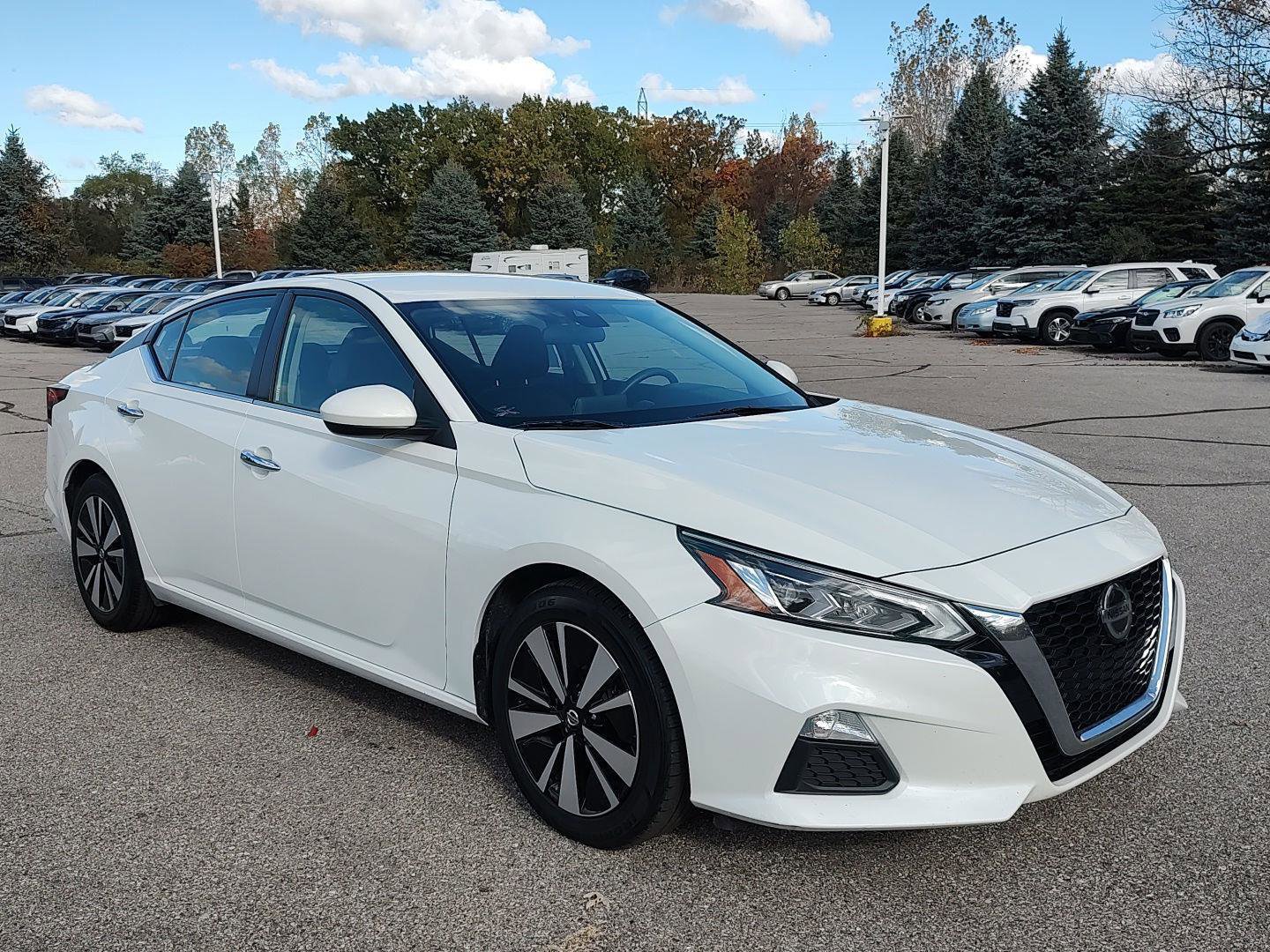 Used 2021 Nissan Altima 2.5 SV image 4