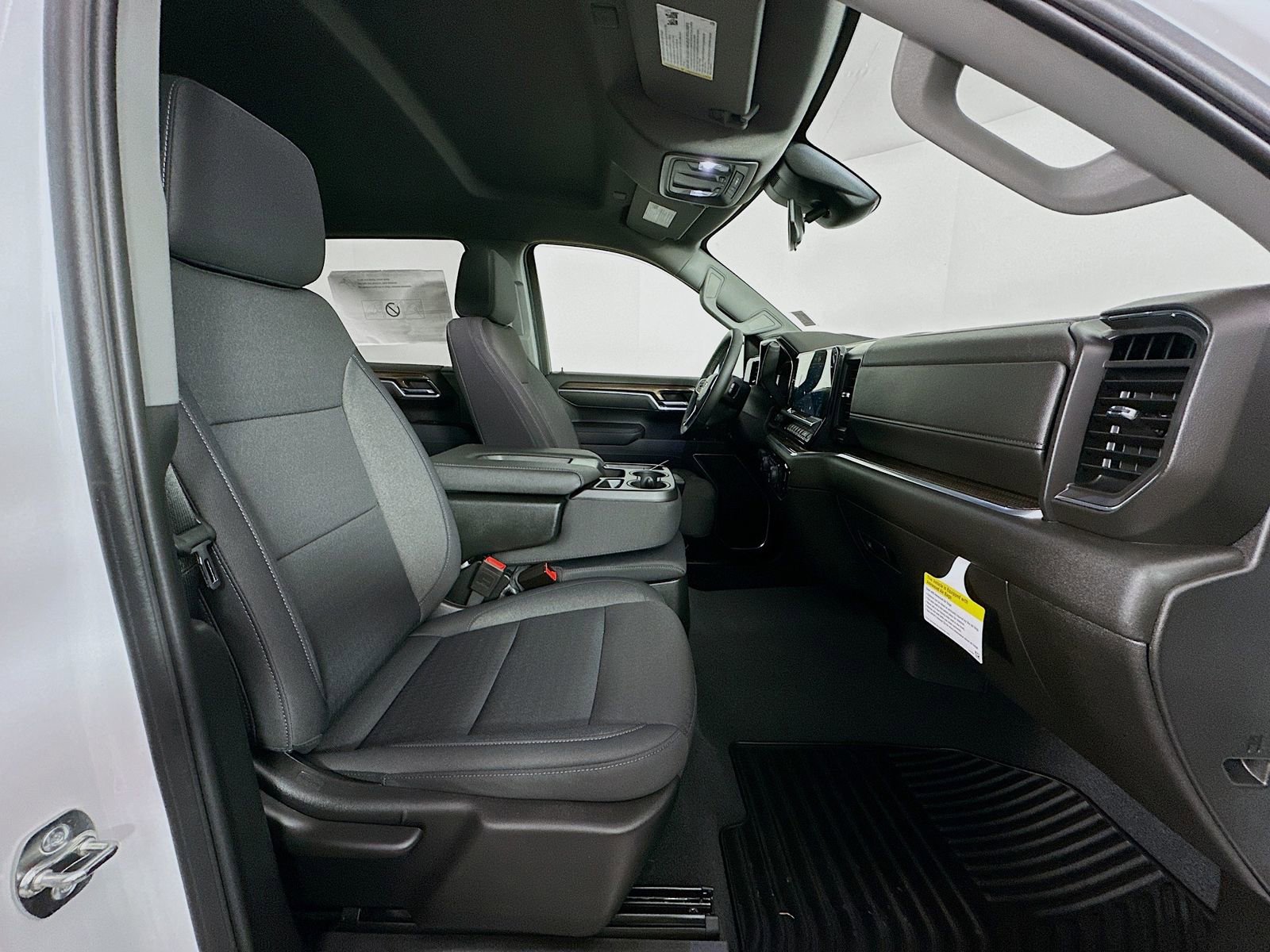 New 2025 Chevrolet Silverado 1500 RST image 28