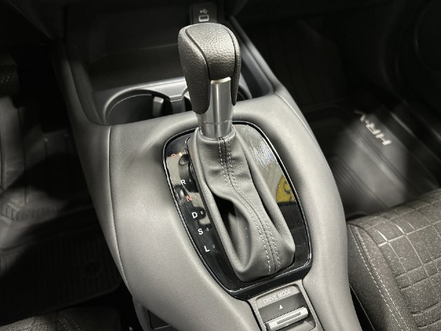 Used 2025 Honda HR-V LX image 22