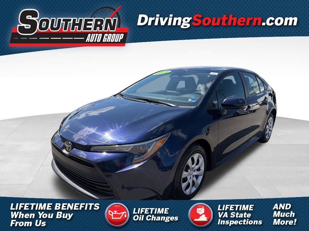 Used 2024 Toyota Corolla LE FWD image 1