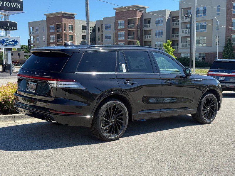 New 2026 Lincoln Aviator Reserve AWD/4WD image 3