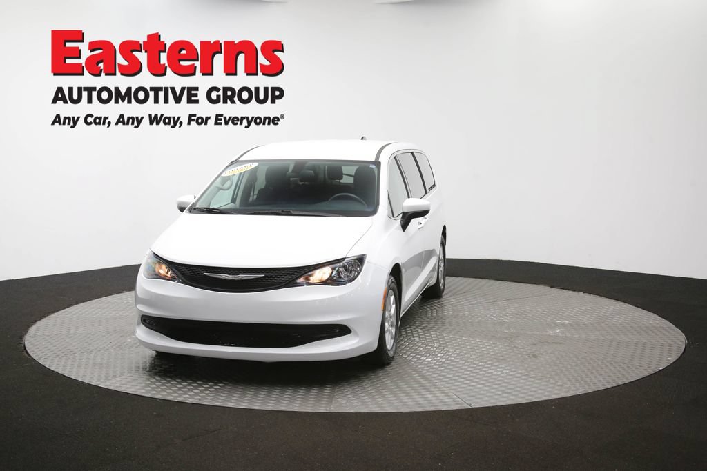Used 2022 Chrysler Voyager LX FWD image 52