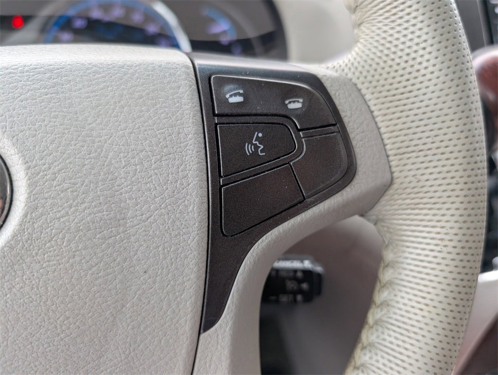 Used 2013 Toyota Sienna XLE image 21