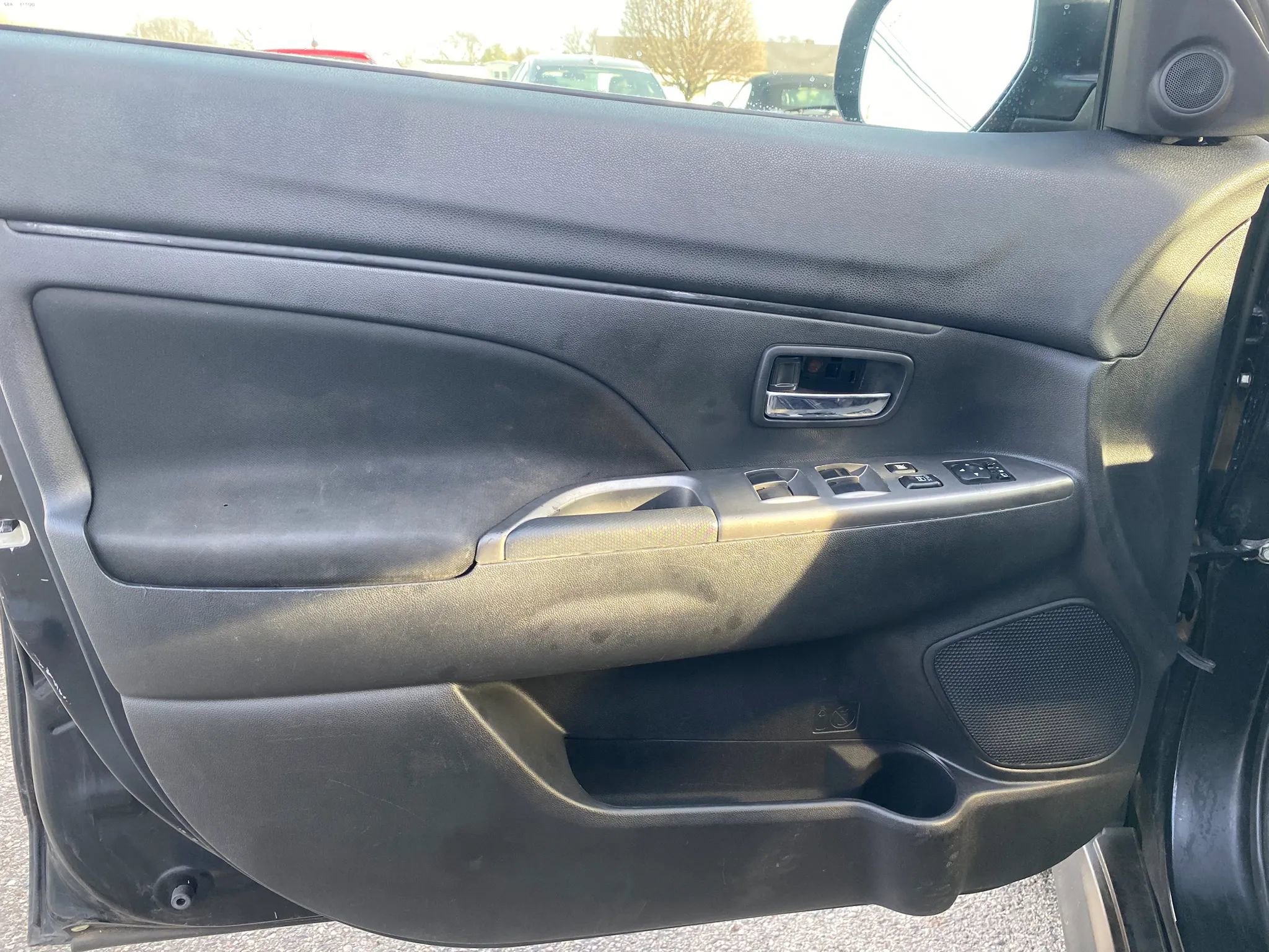 Used 2021 Mitsubishi Outlander Sport SE image 12