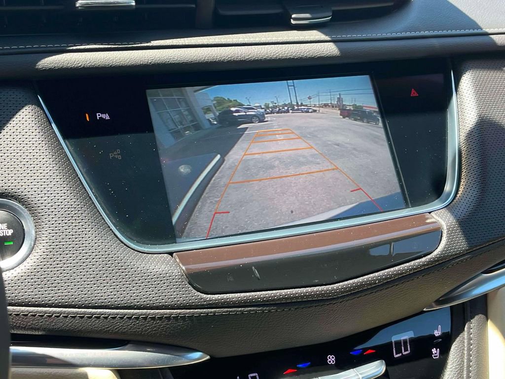Used 2017 Cadillac XT5 Premium Luxury FWD image 34