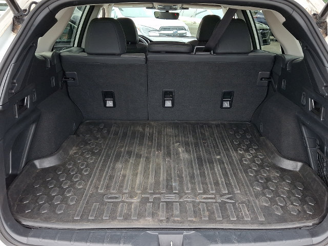 Used 2023 Subaru Outback Onyx Edition AWD/4WD image 29
