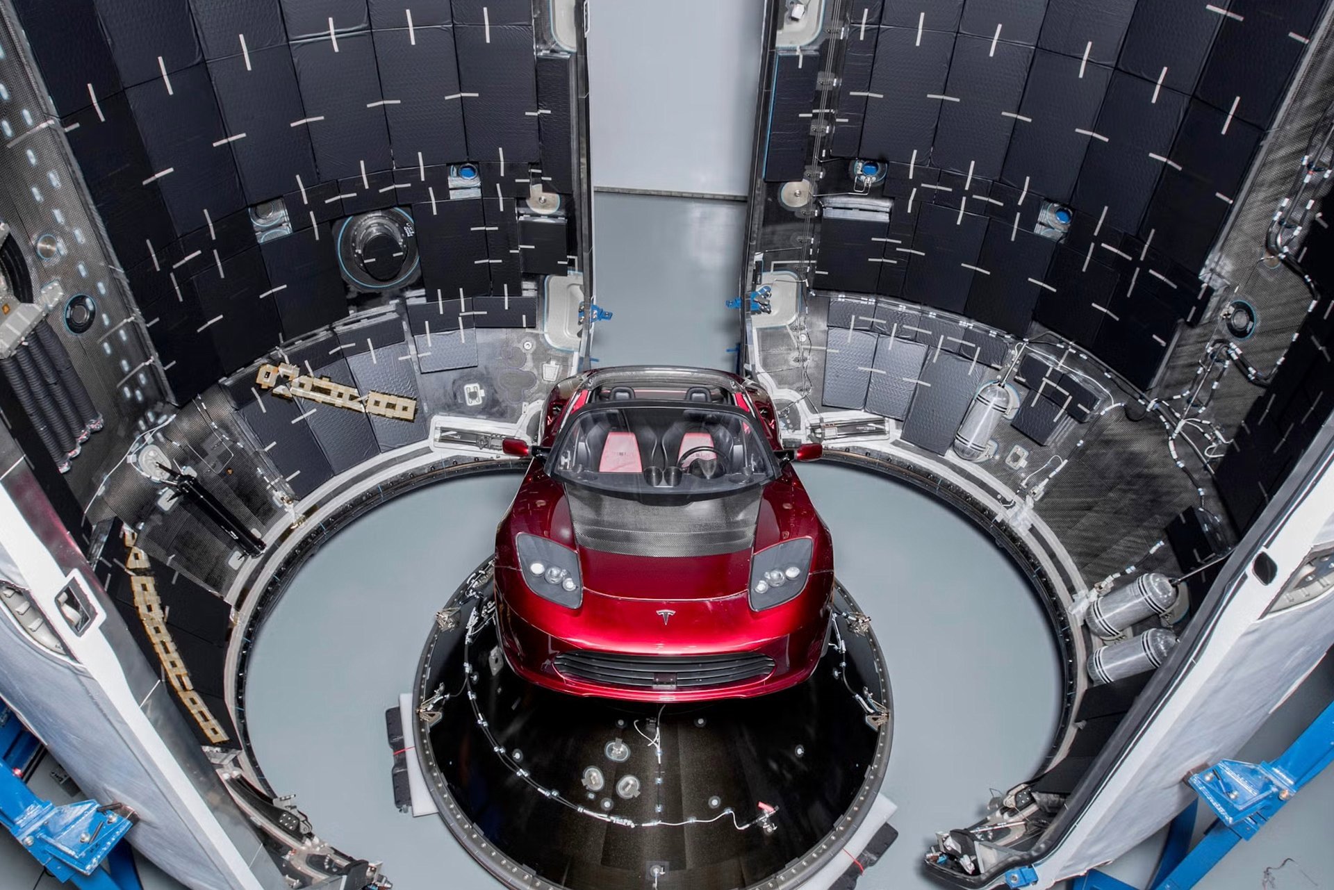 Used 2010 Tesla Roadster Sport image 3