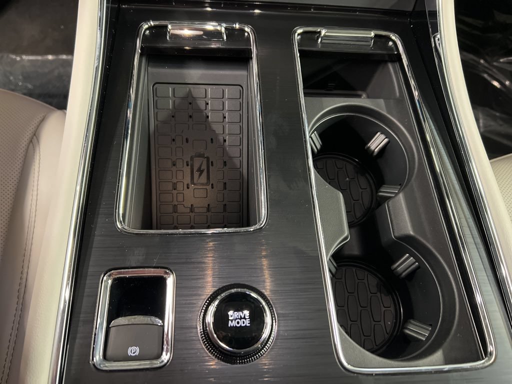 New 2026 Lincoln Aviator AWD image 15