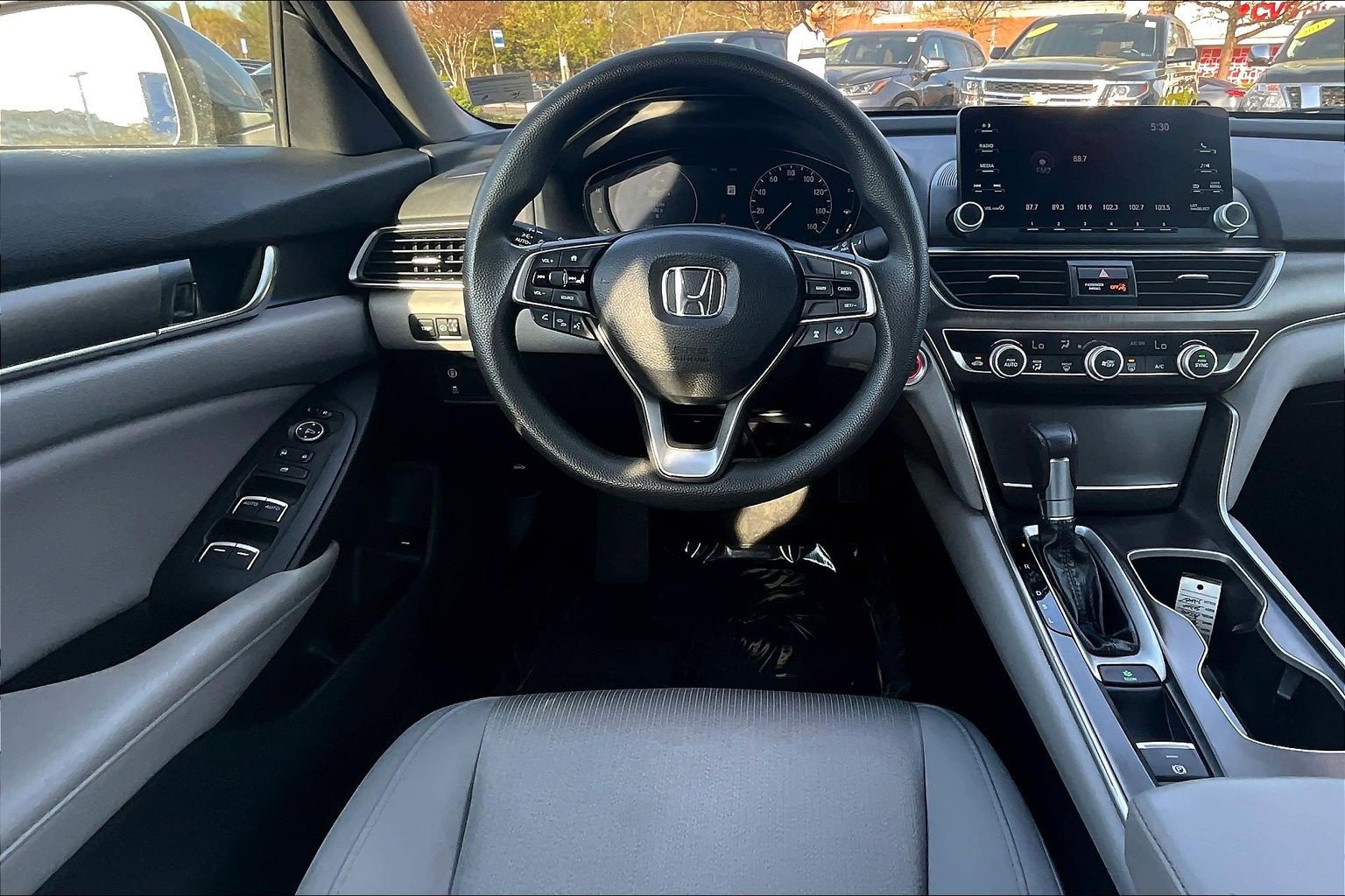 Used 2018 Honda Accord LX image 5