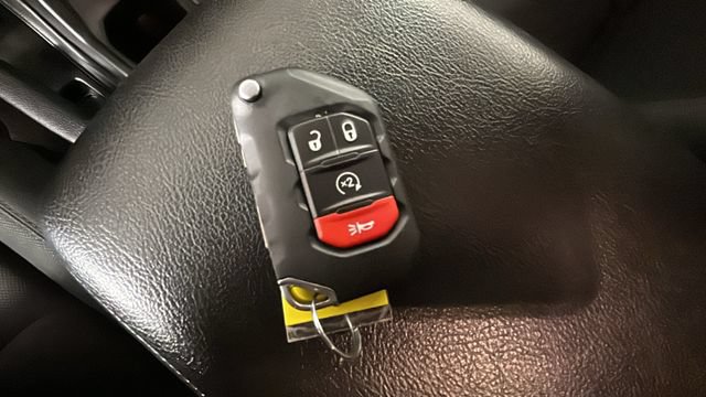 Used 2023 Jeep Wrangler Unlimited w/ Cold Weather Group AWD/4WD image 20