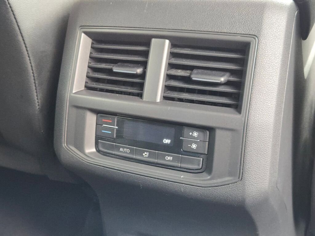 Used 2023 Volkswagen Atlas SE image 13