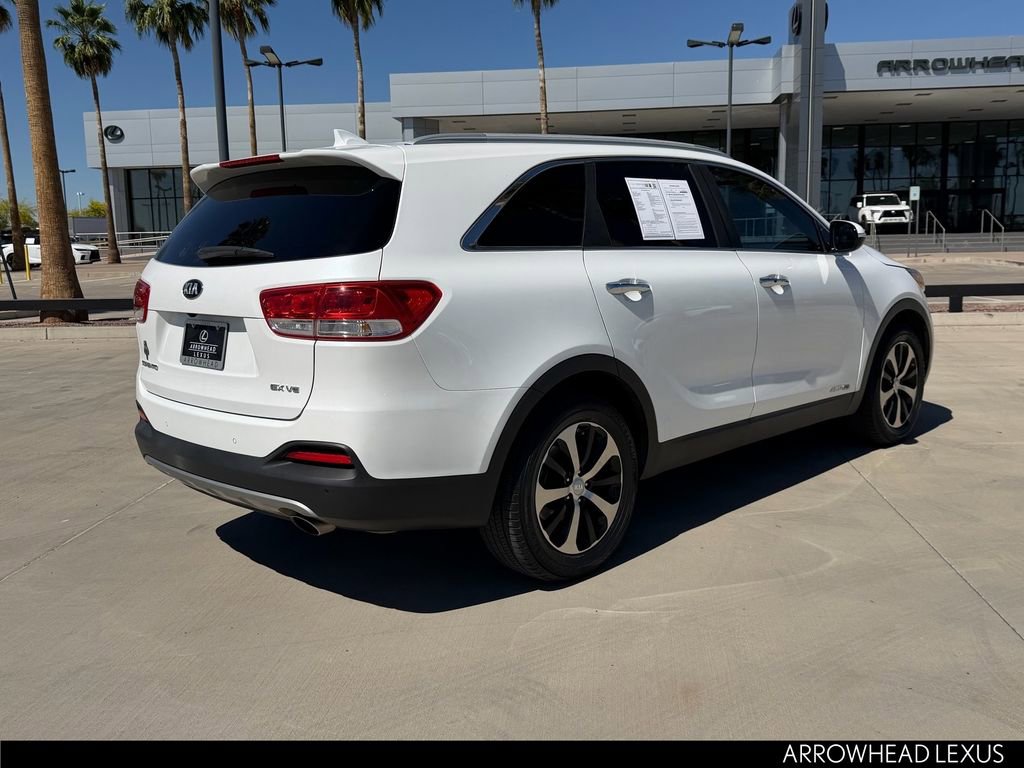 Used 2017 Kia Sorento EX image 7