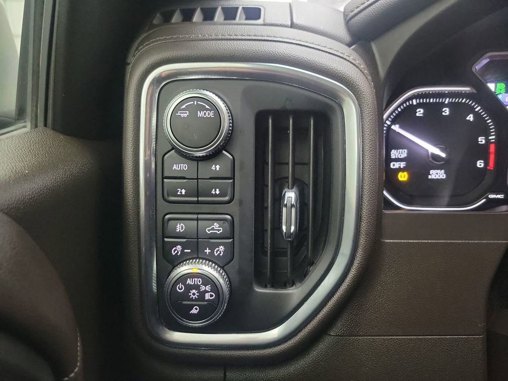 Used 2020 GMC Sierra 1500 Denali w/ Driver Alert Package II image 30
