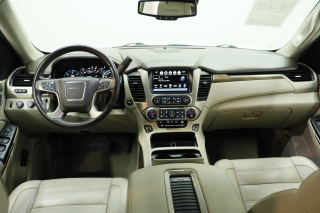 Used 2019 GMC Yukon Denali w/ Denali Ultimate Package AWD/4WD image 22