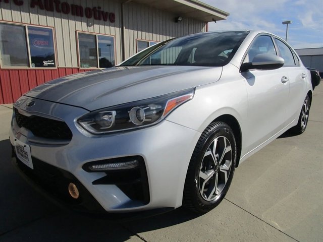 Used 2020 Kia Forte LXS image 3