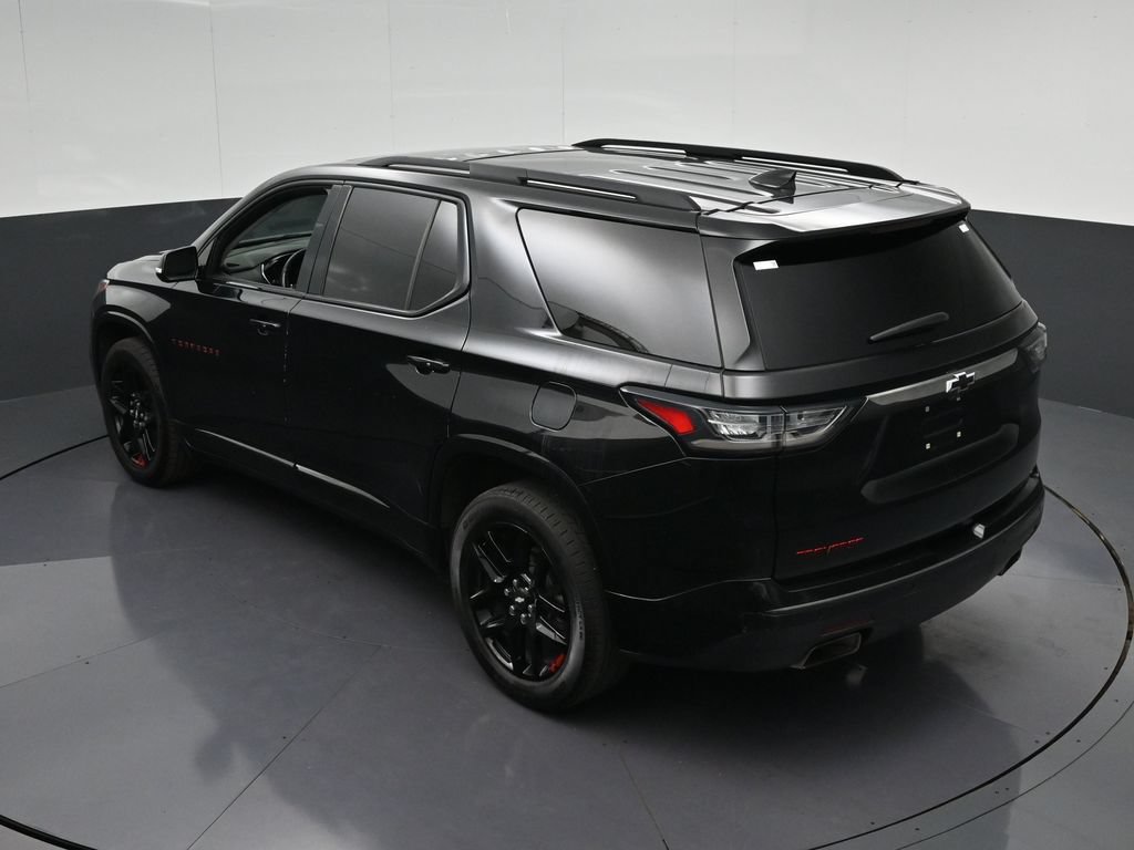 Used 2020 Chevrolet Traverse Premier w/ Redline Edition FWD image 18