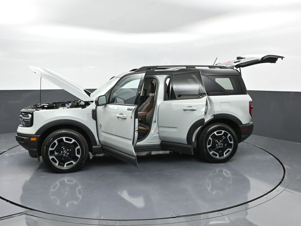Used 2024 Ford Bronco Sport Outer Banks w/ Tech Package image 45