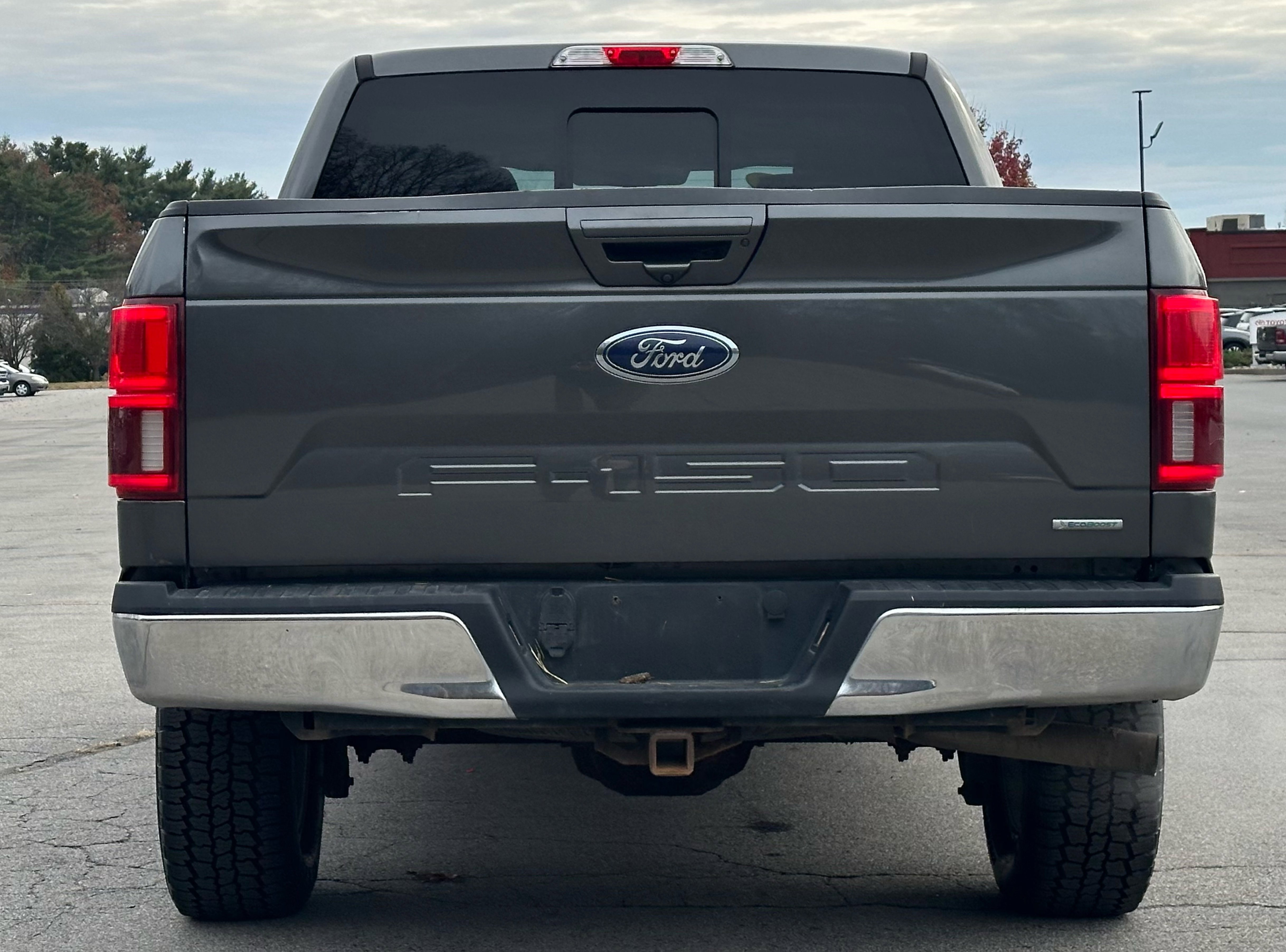 Used 2020 Ford F150 Lariat w/ Trailer Tow Package image 10