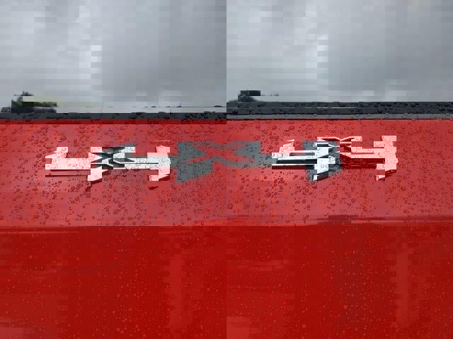 New 2025 GMC Sierra 1500 Elevation image 8