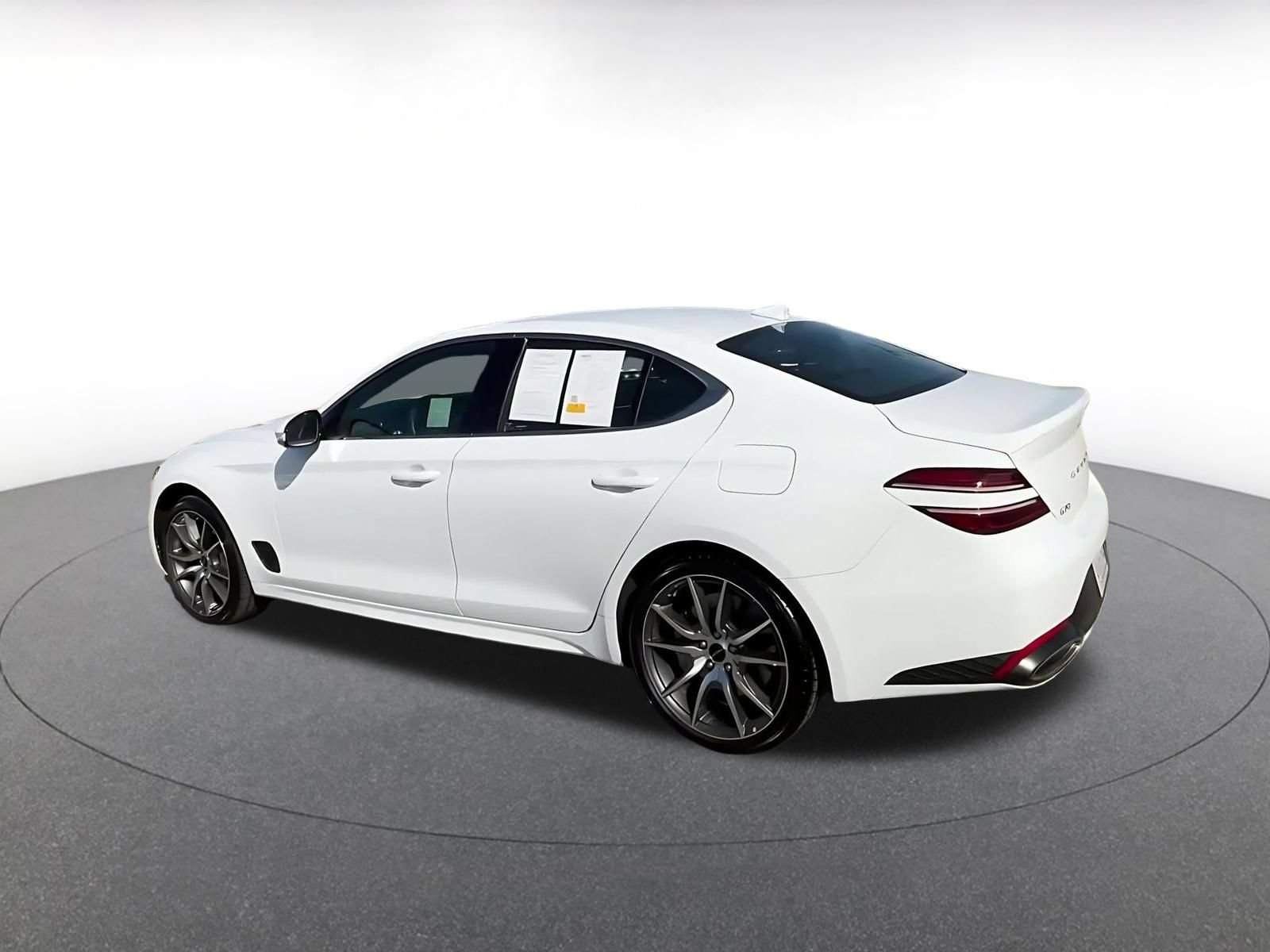 Used 2026 Genesis G70 2.5T RWD image 9