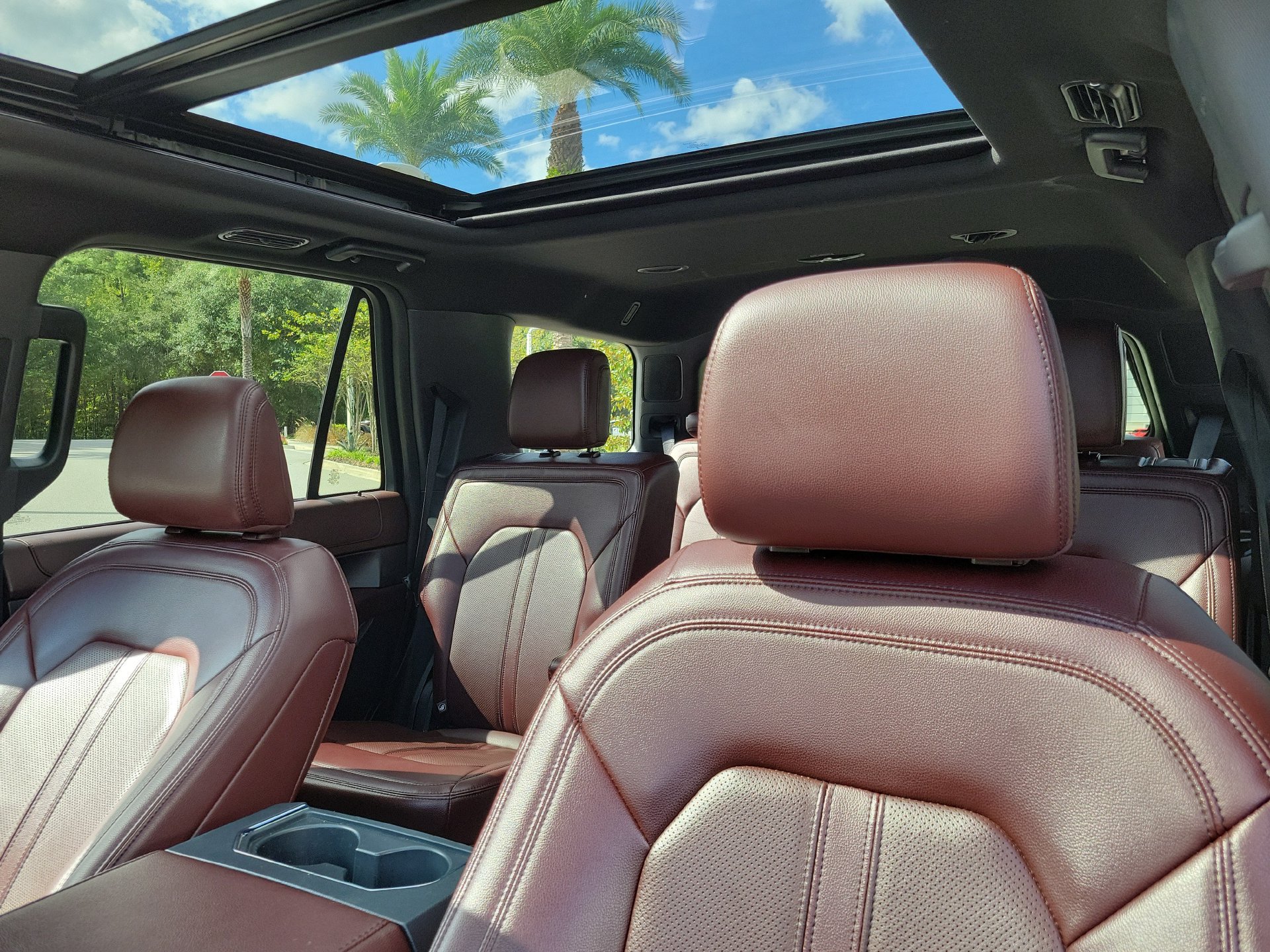 Used 2024 Ford Expedition Limited RWD image 26