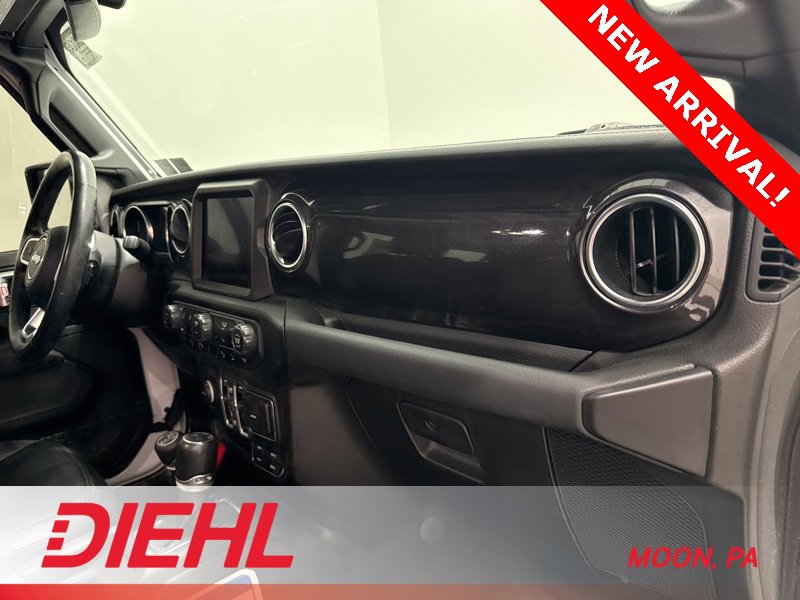 Certified 2020 Jeep Wrangler Unlimited Sahara image 16