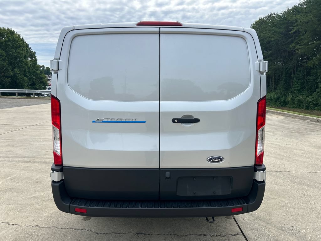 Used 2023 Ford E-Transit Low Roof RWD image 5