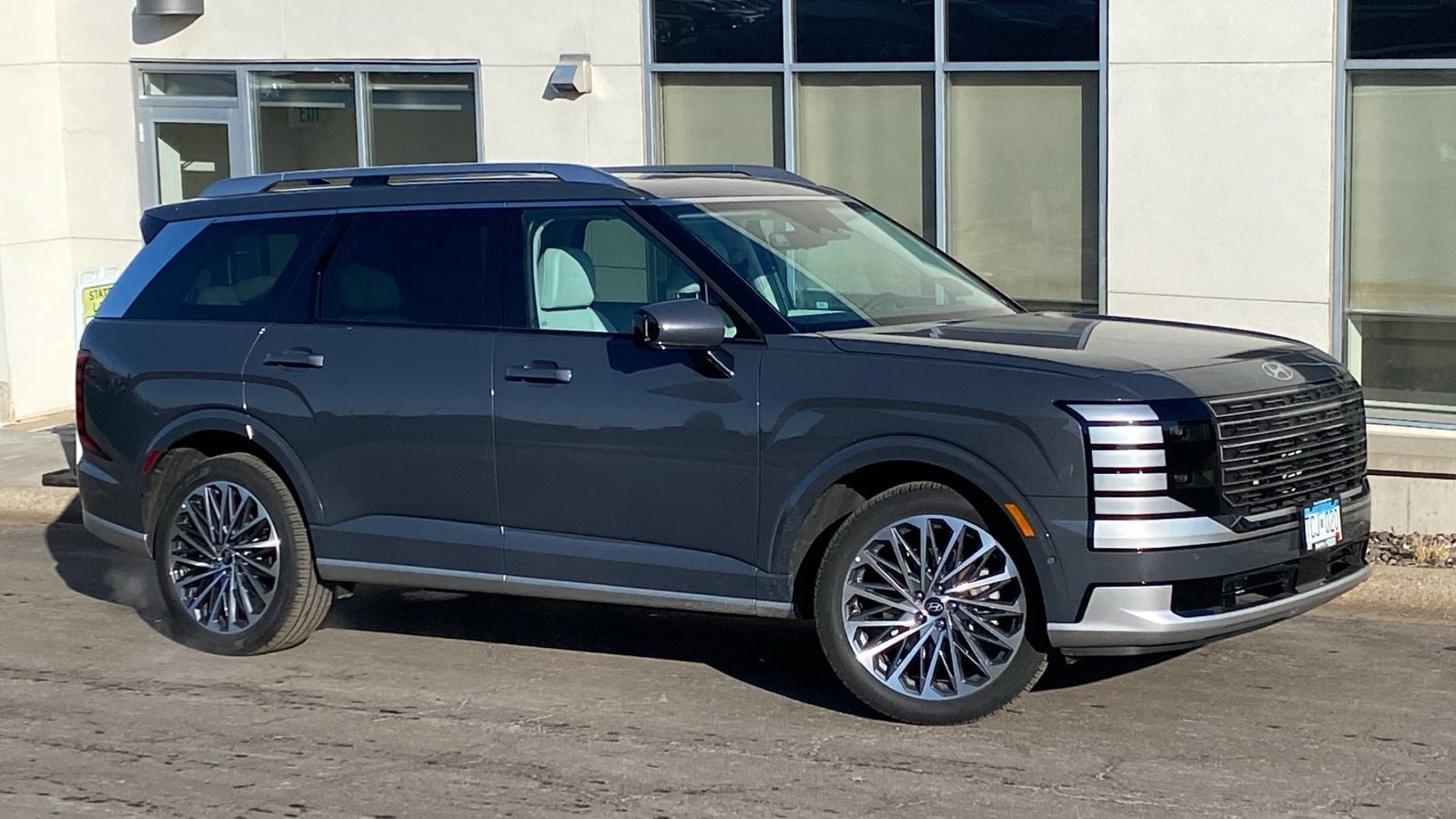Certified 2026 Hyundai Palisade Calligraphy AWD/4WD image 1