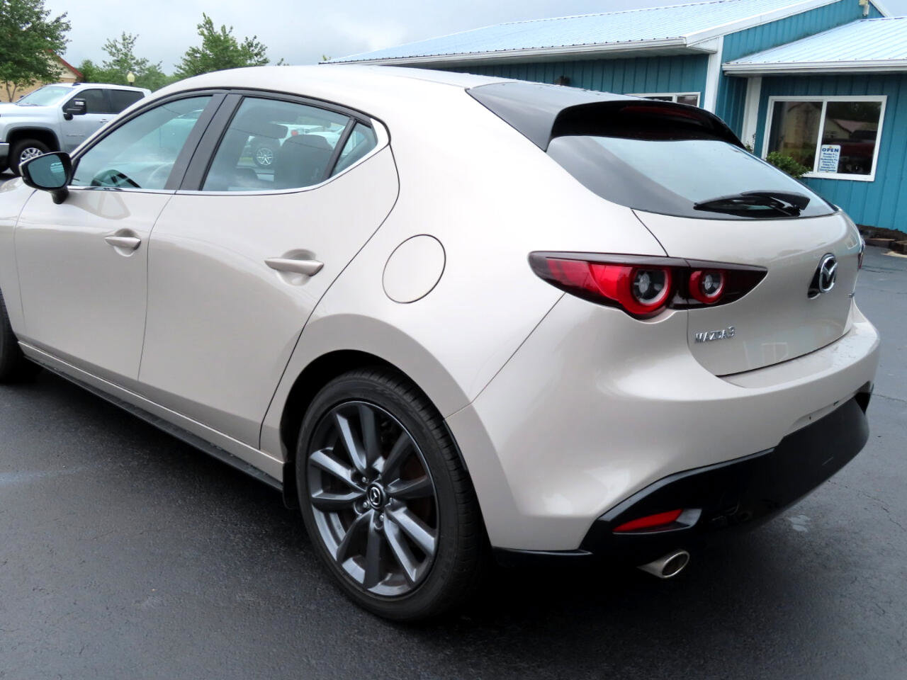 Used 2023 MAZDA MAZDA3 s image 14