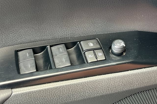 Used 2025 Toyota Camry LE FWD image 12