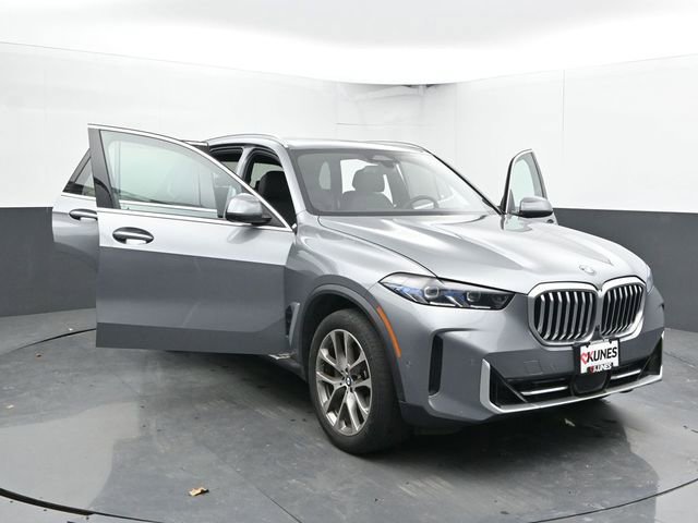 Used 2024 BMW X5 xDrive40i AWD/4WD image 51