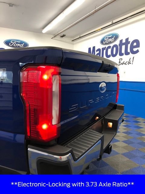 New 2026 Ford F250 XL w/ XL Chrome Package AWD/4WD image 9
