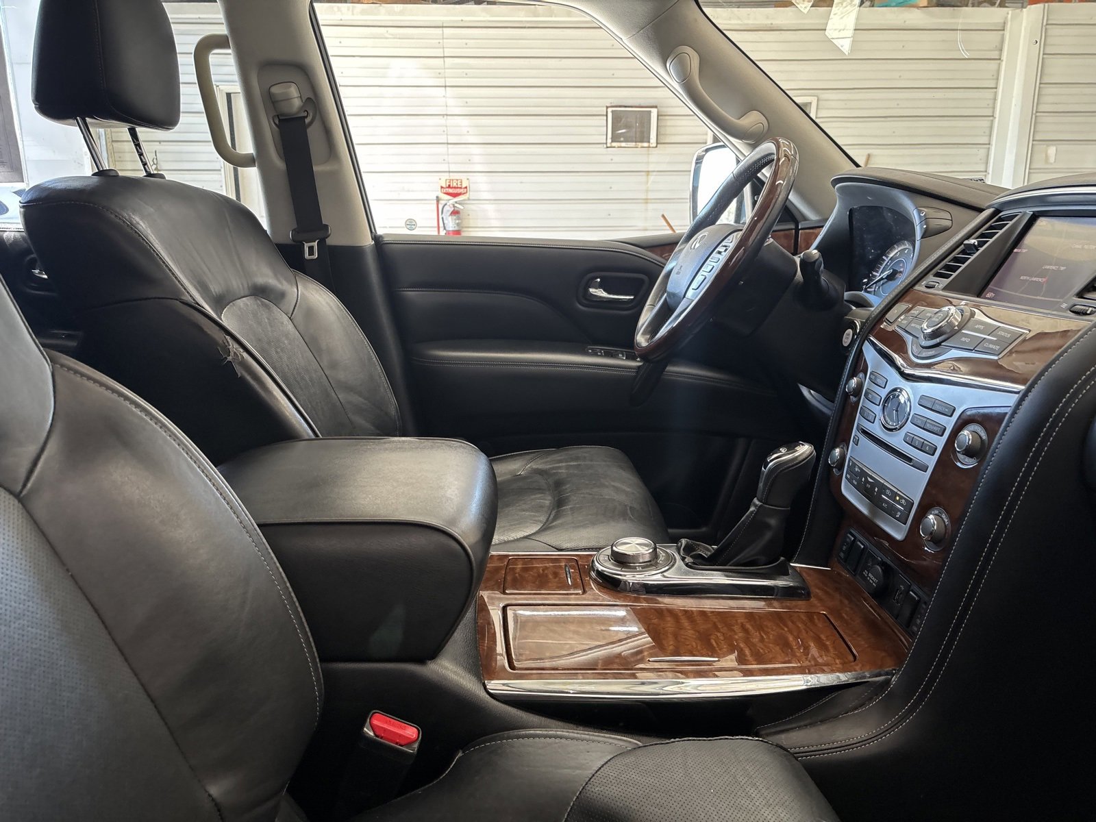 Used 2019 INFINITI QX80 Luxe w/ Proassist Package image 29