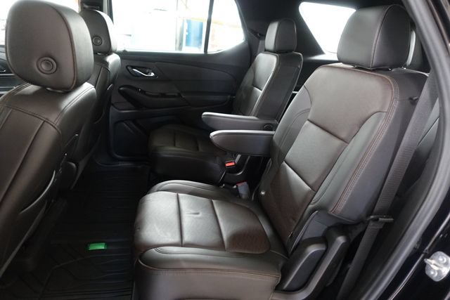 Used 2023 Chevrolet Traverse High Country w/ LPO, Floor Liner Package AWD/4WD image 21