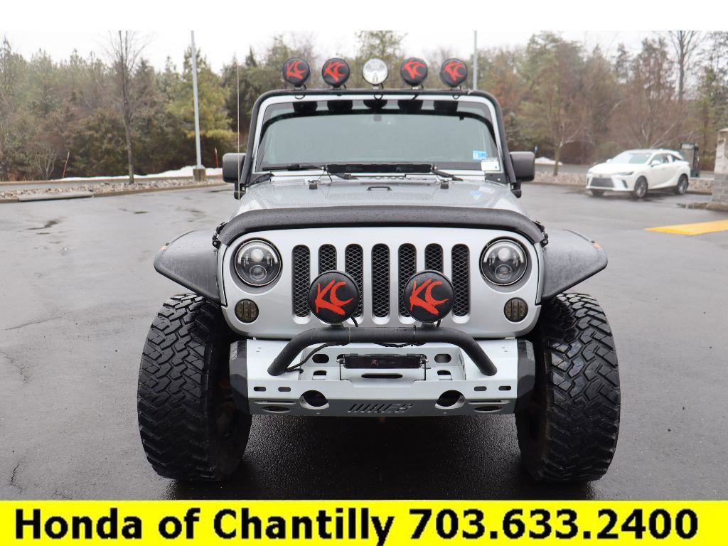 Used 2013 Jeep Wrangler Unlimited Sahara w/ Connectivity Group video 2