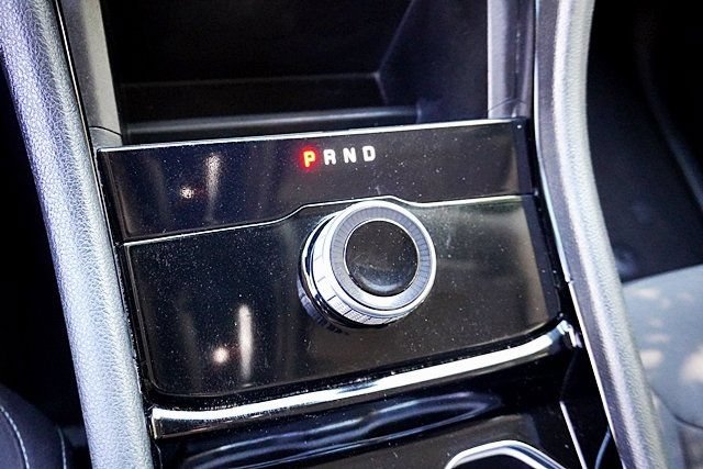 Used 2023 Jeep Grand Cherokee Laredo RWD image 30