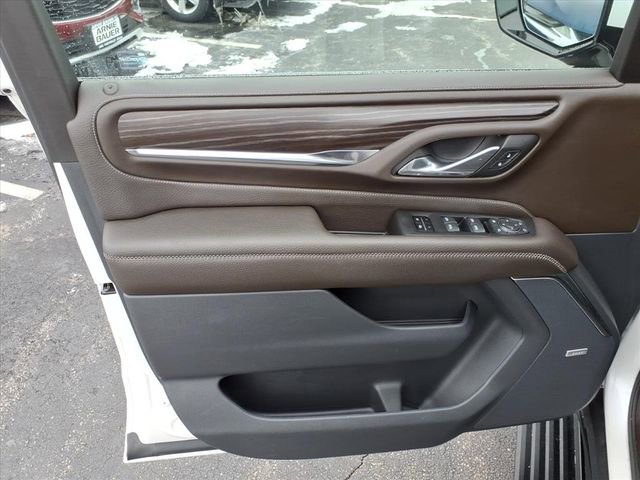 Used 2021 GMC Yukon Denali w/ Denali Premium Package image 28