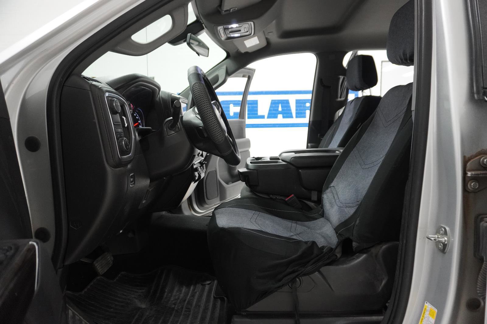 Used 2020 Chevrolet Silverado 1500 LT w/ Texas Edition image 9