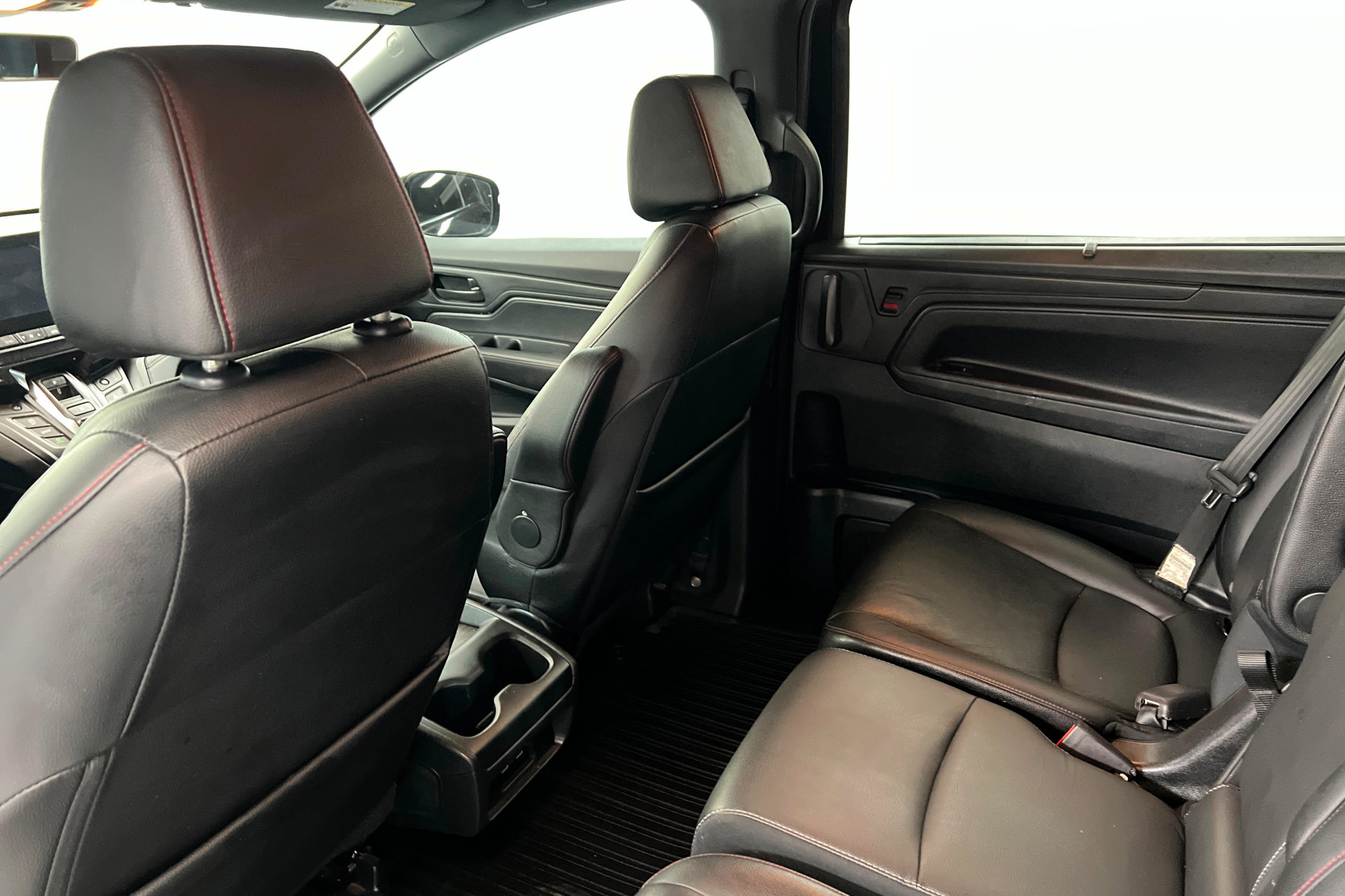 Used 2023 Honda Odyssey Sport image 19