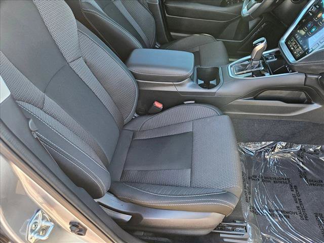 Certified 2025 Subaru Outback Premium image 18
