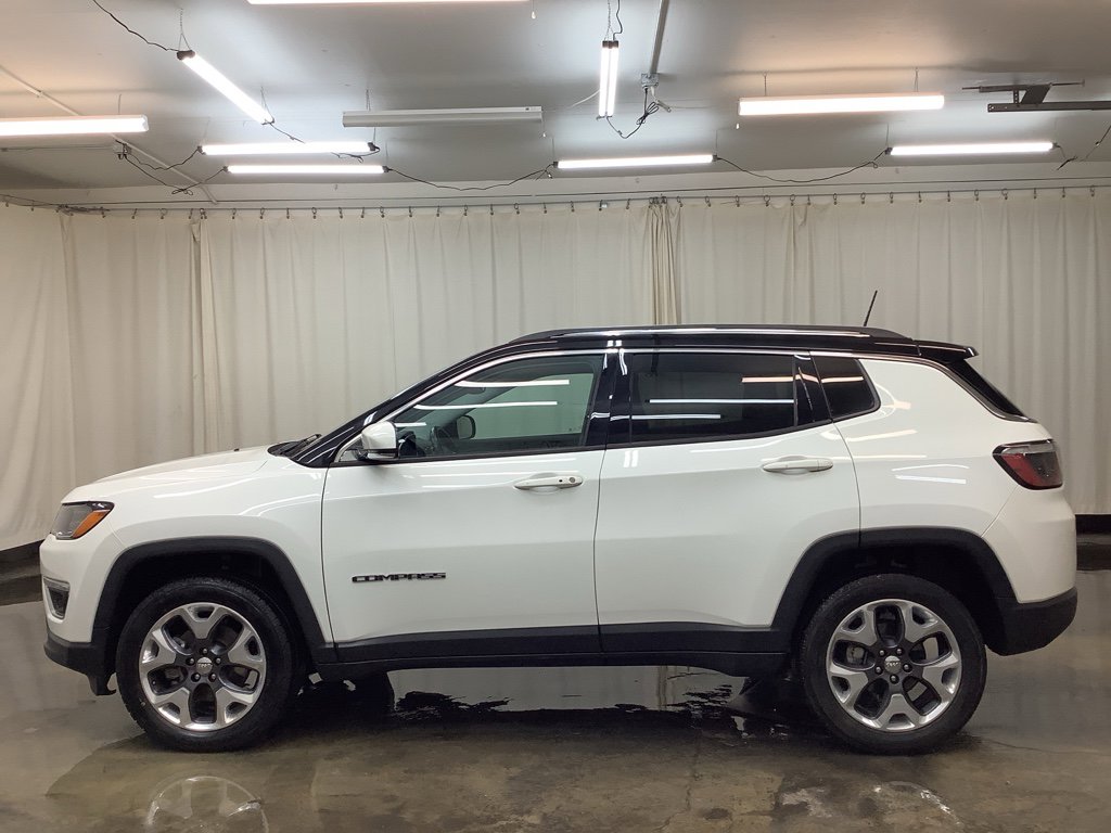 Used 2021 Jeep Compass Limited w/ Sun and Sound Group image 10