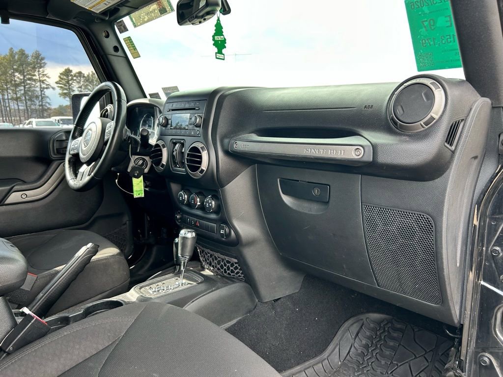 Used 2016 Jeep Wrangler Unlimited Willys image 13