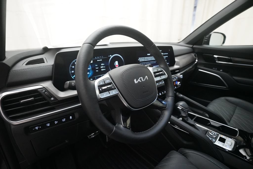 Used 2025 Kia Telluride SX X-Line AWD/4WD image 8