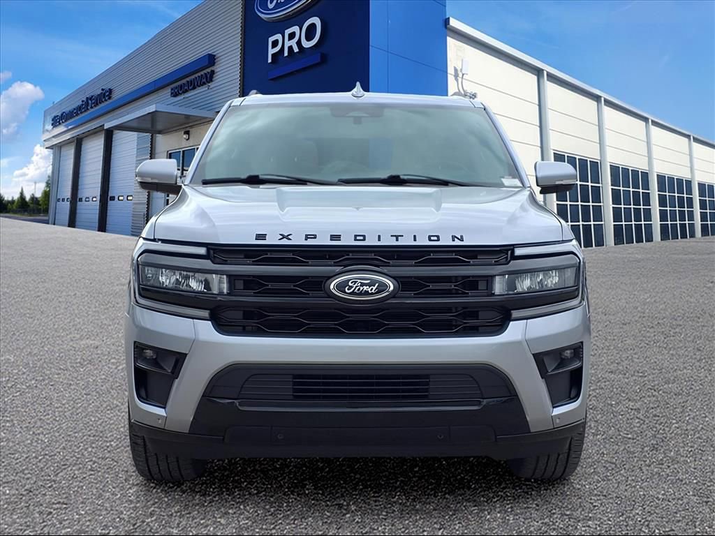 Used 2024 Ford Expedition Limited image 38
