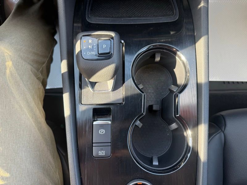 Used 2022 Nissan Rogue SV w/ SV Premium Package image 29