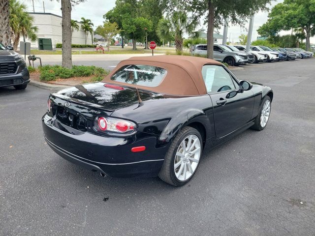 Used 2006 MAZDA MX-5 Miata Grand Touring w/ Appearance Pkg RWD image 31